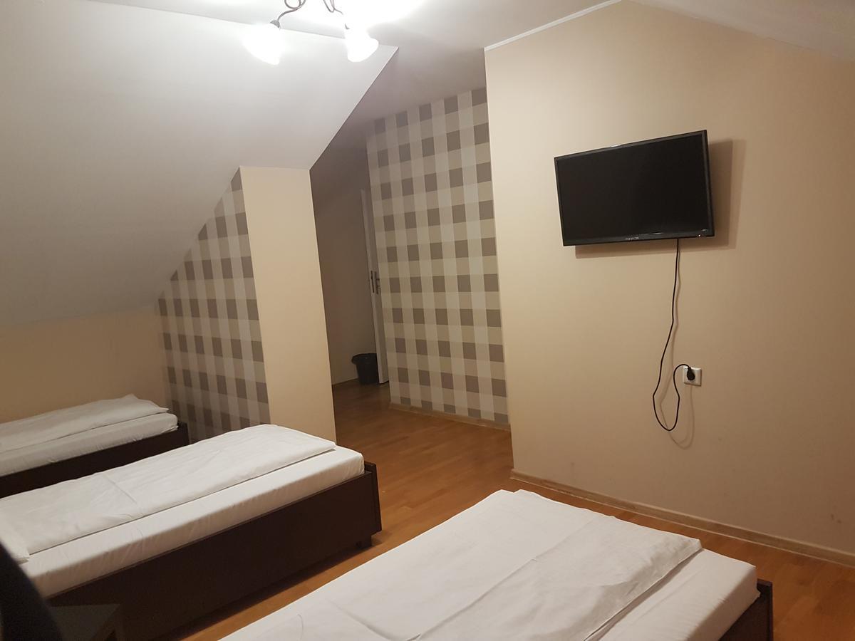Duszka Hostel Varsovia Exterior foto