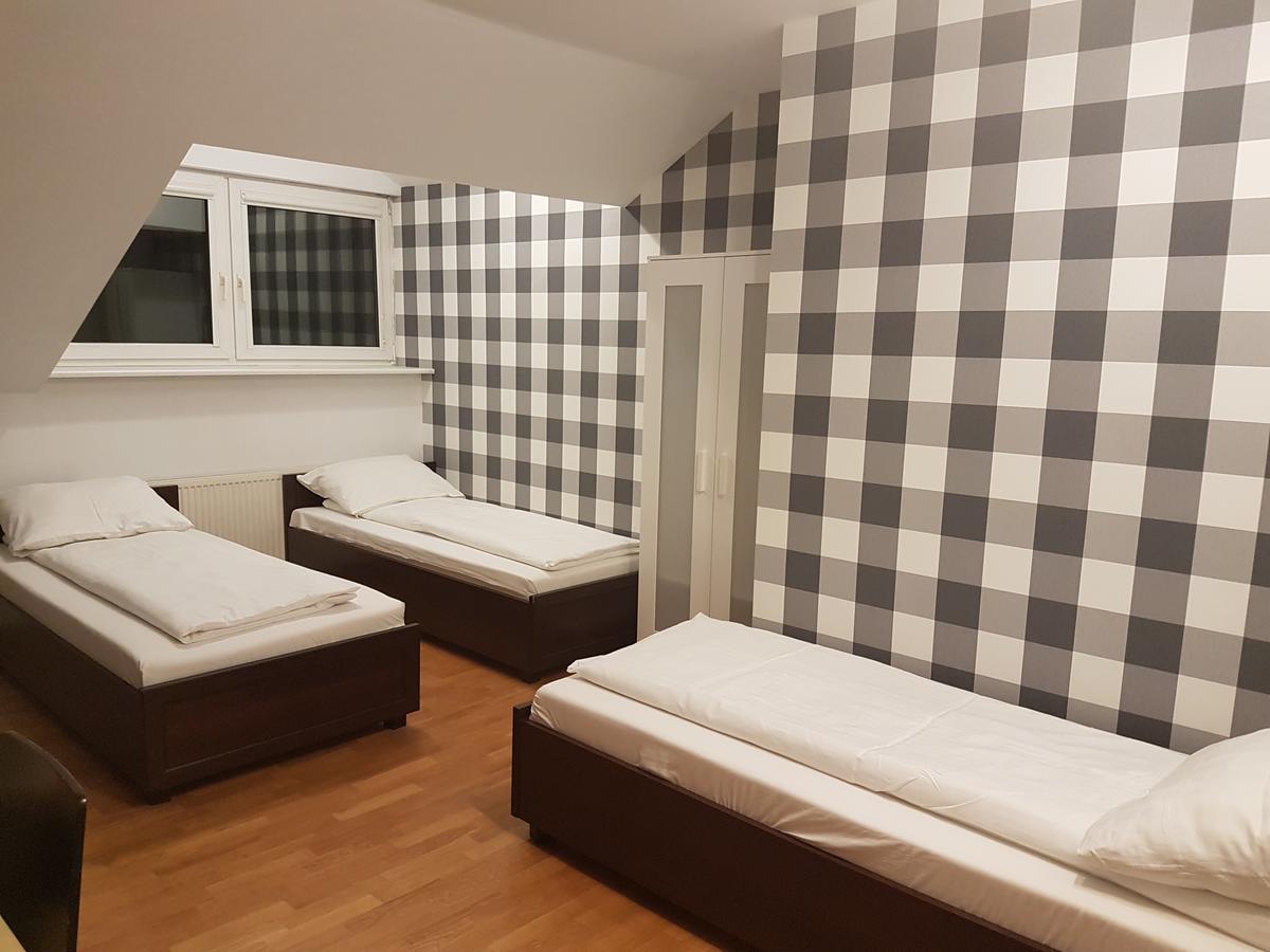 Duszka Hostel Varsovia Exterior foto